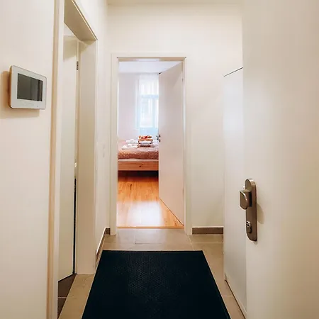 Apartment Friendly In *